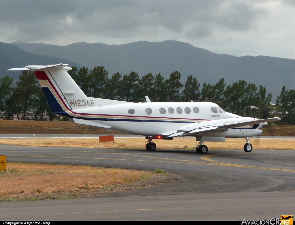 N123AF - Beechcraft B300 King Air - Aerobell