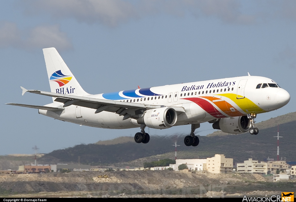 LZ-BHB - Airbus A320-211 - Balkan Holidays