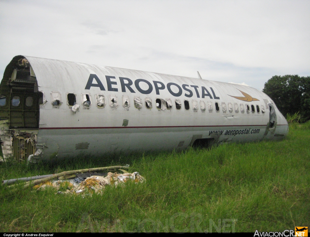 YV-32C - McDonnell Douglas MD-80 (DC-9-80) - Aeropostal