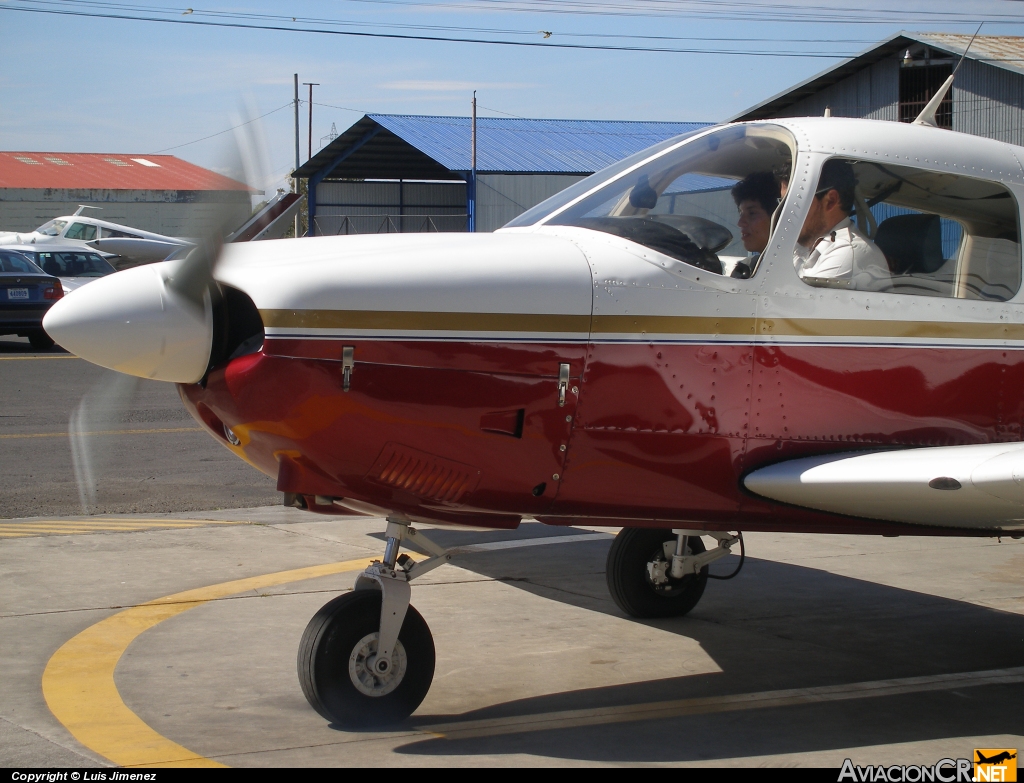 TI-AJG - Piper PA-28-181 Cherokee Archer II - ECDEA - Escuela Costarricense de Aviación