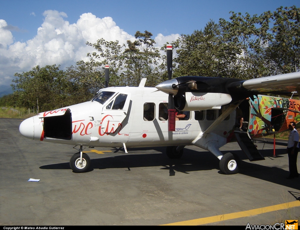 TI-BBF - De Havilland Canada DHC-6-300 Twin Otter/VistaLiner - Nature Air