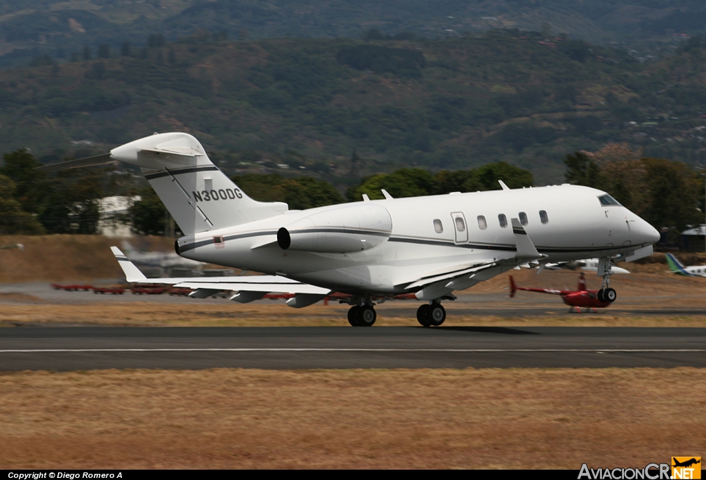 N300DG - Bombardier BD-100-1A10 Challenger 300 - Privado