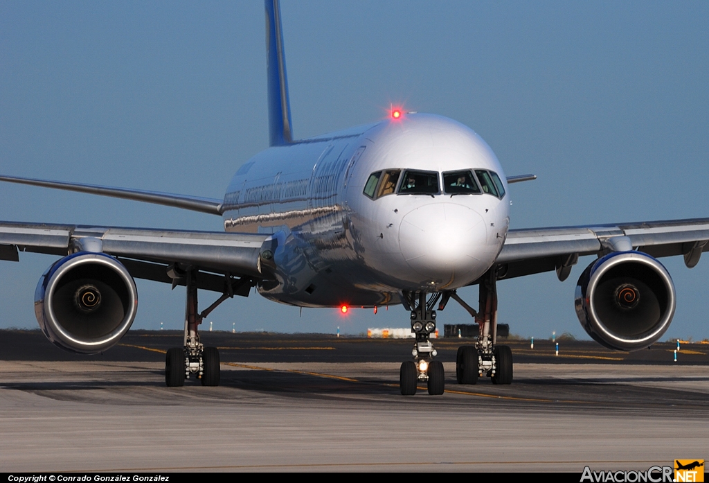 D-ABOF - Boeing 757-330 - Condor