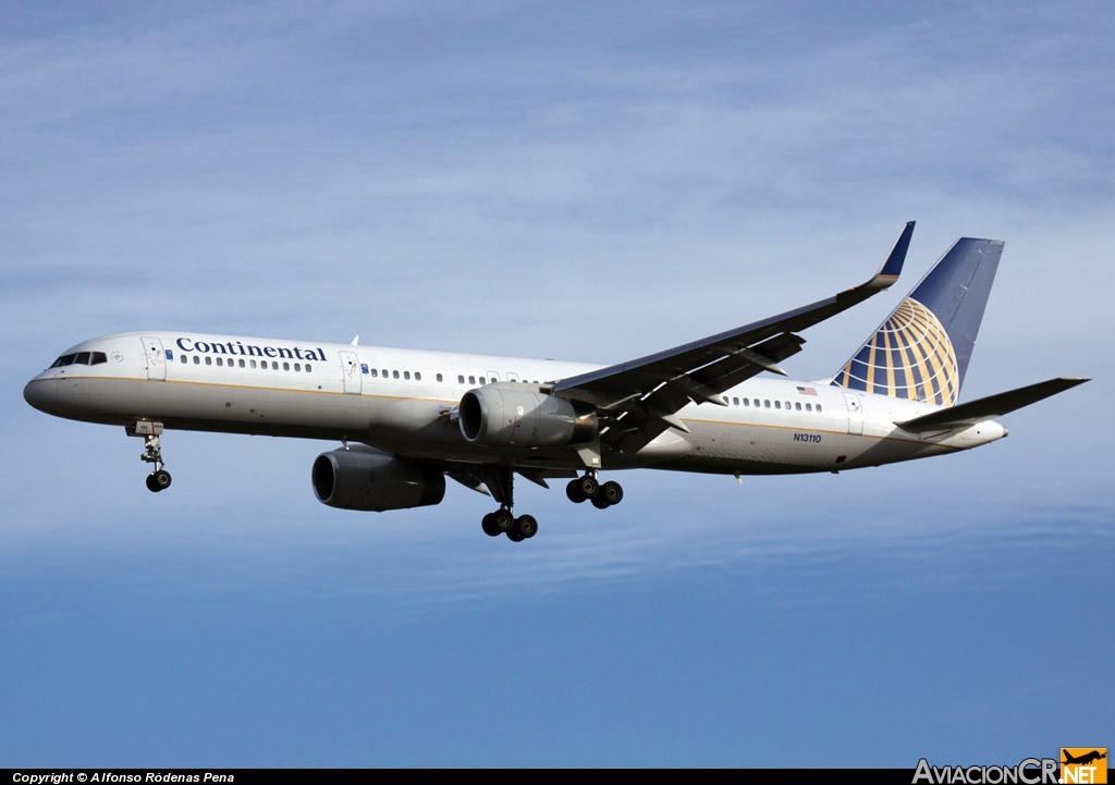 N13110 - Boeing 757-224 - Continental Airlines