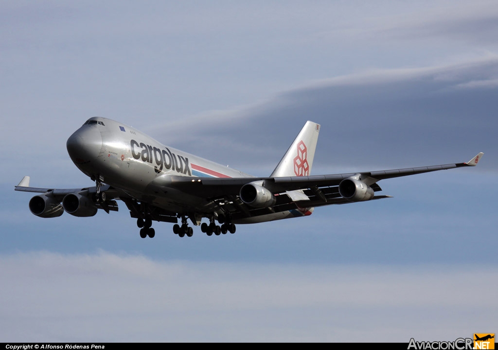LX-UCV - Boeing 747-4R7F/SCD - Cargolux Airlines International