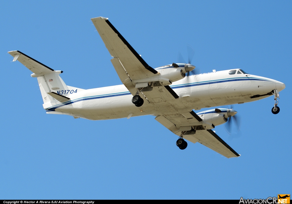 N31704 - Beechcraft 1900C - Ameriflight