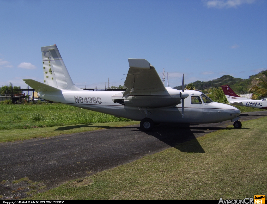 N8438C - Aero Commander 500 - Privado