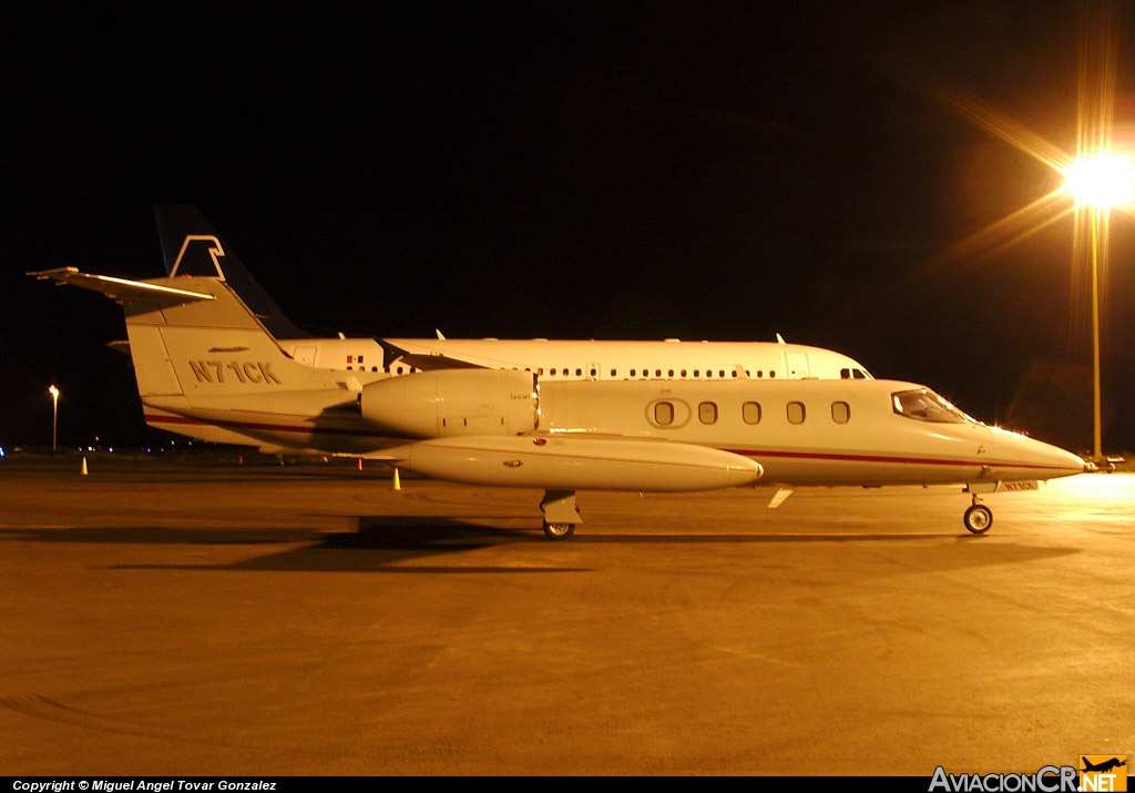 N71CK - Learjet 36A - Privado