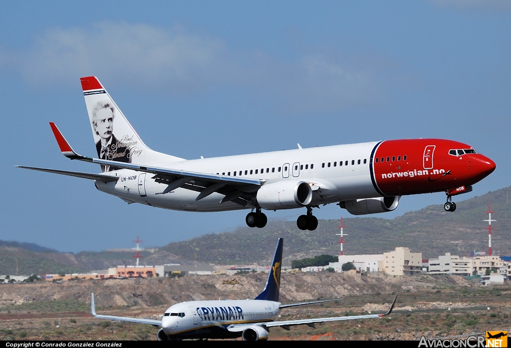 LN-NOB - Boeing 737-8FZ - Norwegian Air Shuttle