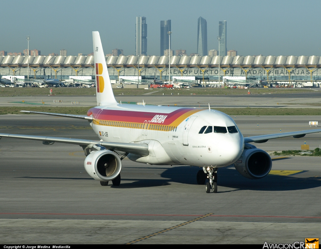 EC-JSB - Airbus A320-214 - Iberia