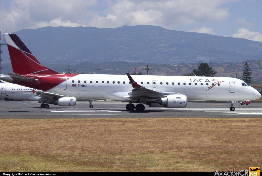 TI-BCI - Embraer ERJ-190-100AR - TACA