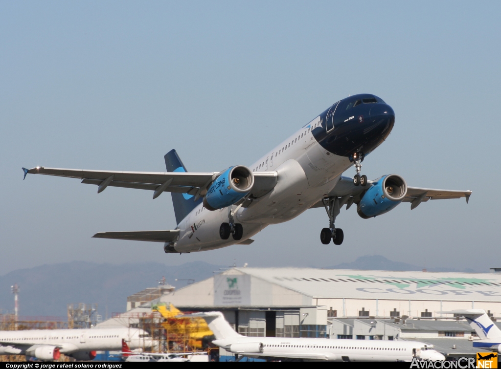 N347TM - Airbus A320-231 - Mexicana