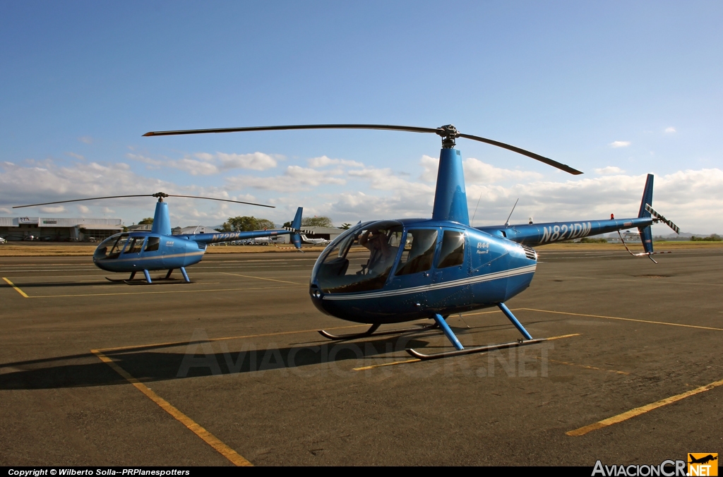 N821MD - Robinson R44 Raven II - Privado