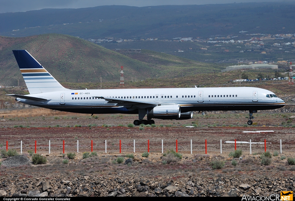 EC-HDS - Boeing 757-256 - Privilege Style