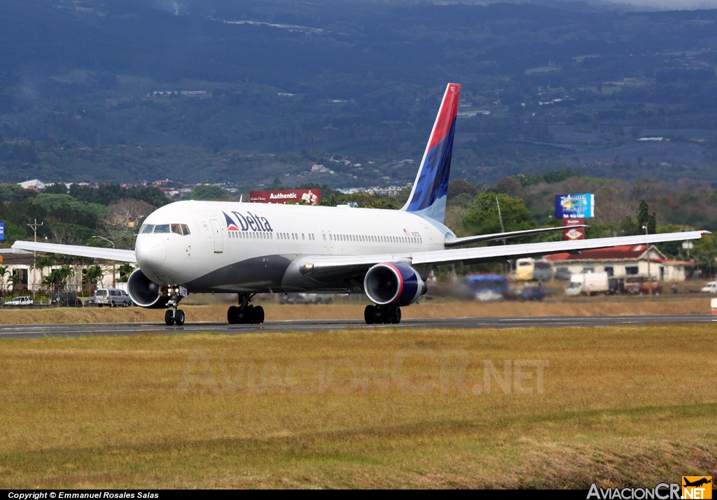 N127DL - Boeing 767-332 - Delta Air Lines