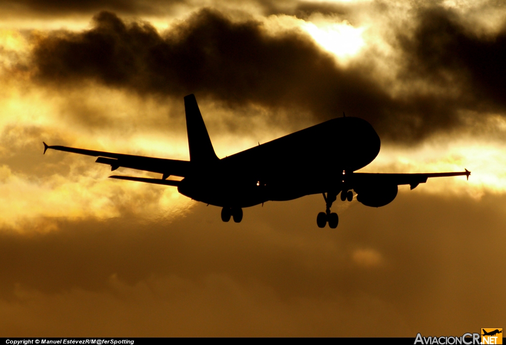 EC-KDD - Airbus A320-214 - Iberworld Airlines