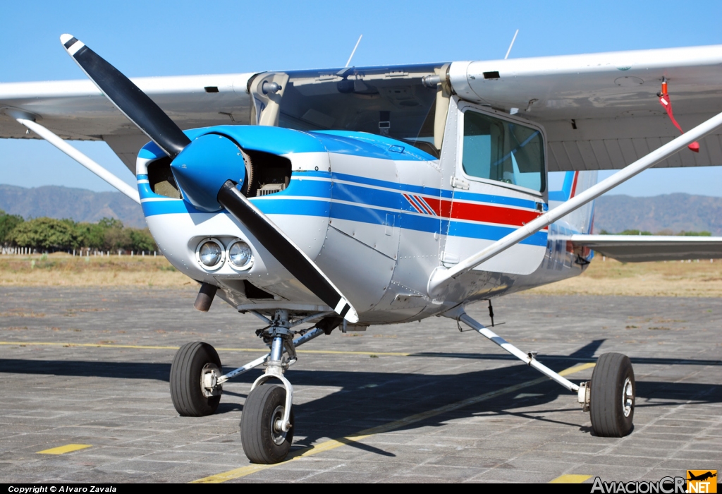 YN-CHC - Cessna 152 - Privado