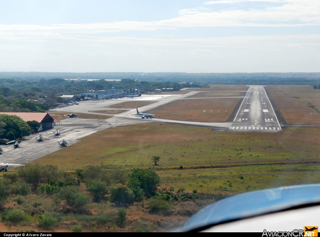 YN-CHC - Cessna 152 - Privado