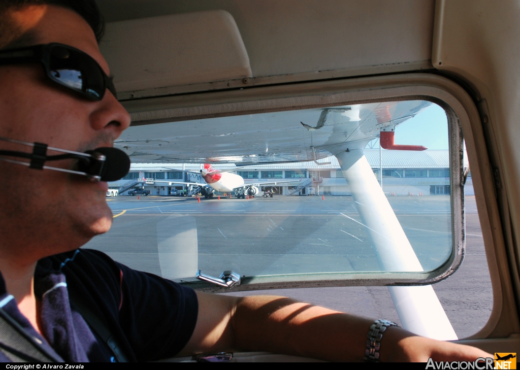 YN-CHC - Cessna 152 - Privado