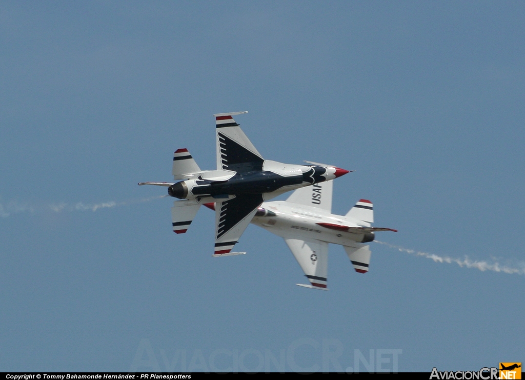 **-*** - General Dynamics F-16C Fighting Falcon - U.S. Air Force - Thunderbirds
