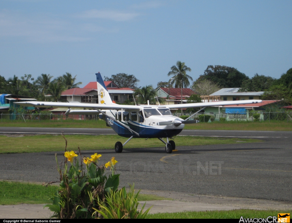TI-AZY - Gippsland GA-8 Airvan - Paradise Air