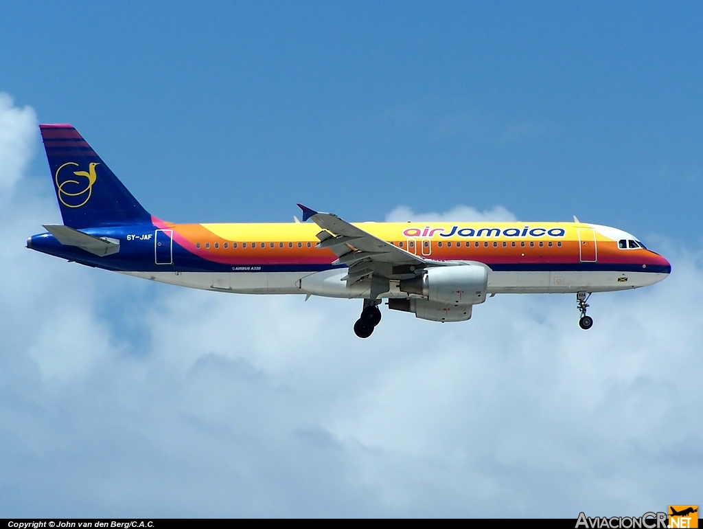 6Y-JAF - Airbus A320-214 - Air Jamaica