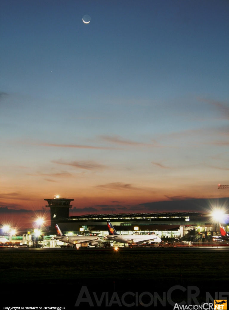 MROC - Terminal - Aeropuerto