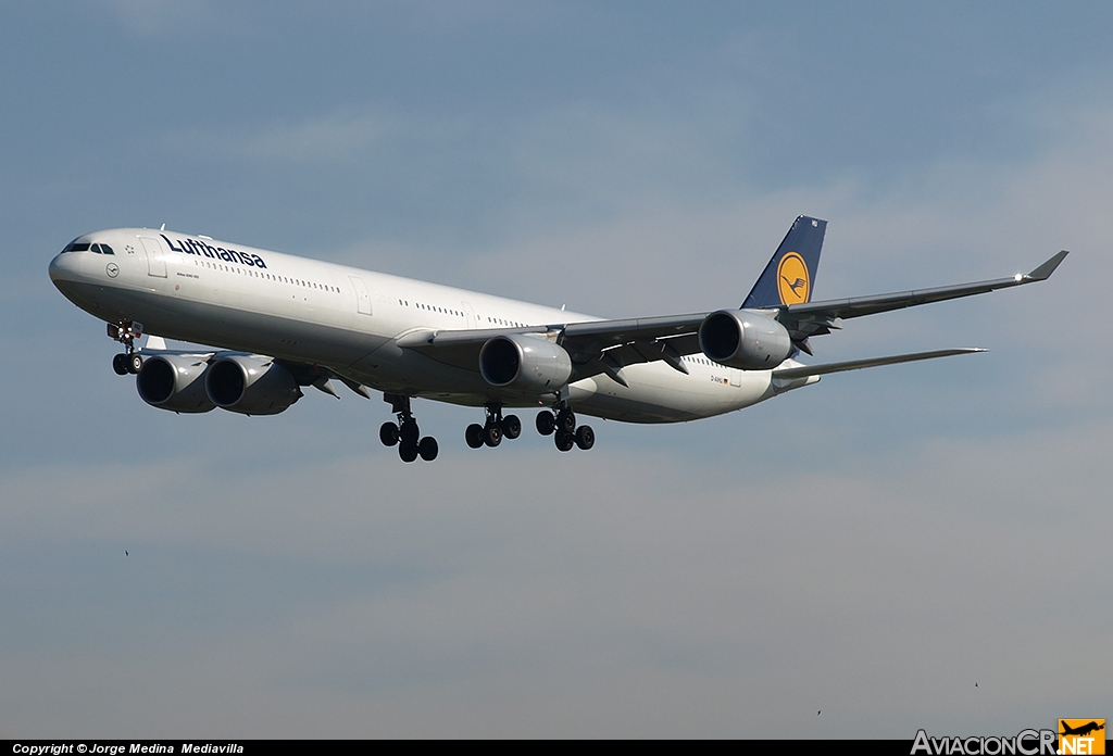 D-AIHU - Airbus A340-642 - Lufthansa