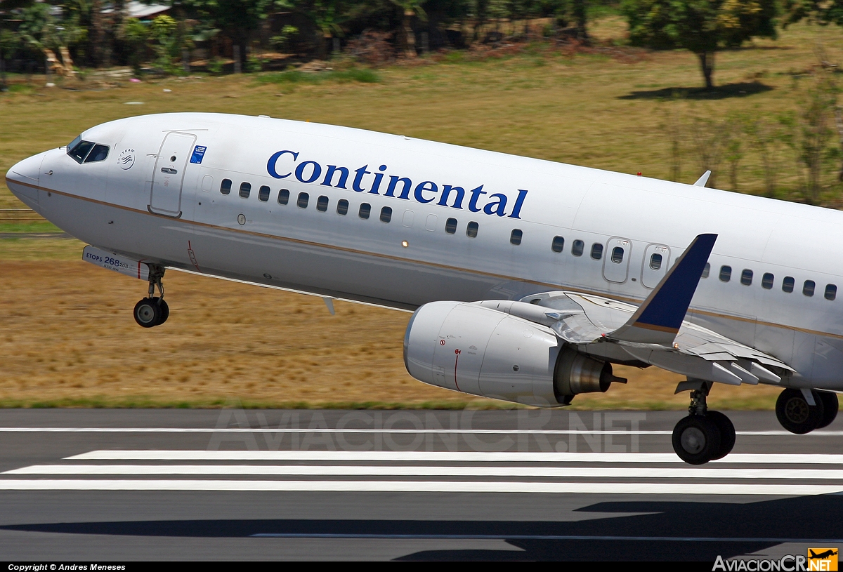 N38268 - Boeing 737-824 - Continental Airlines