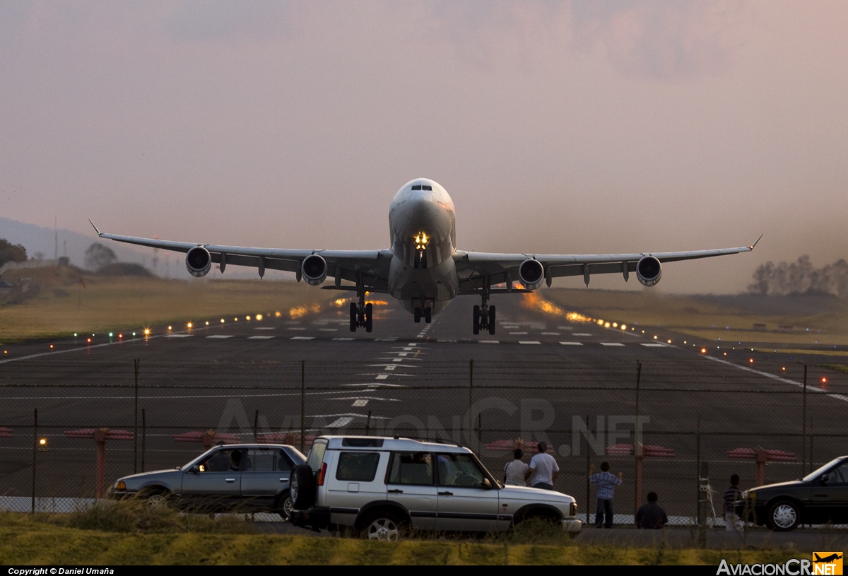 EC-GUQ - Airbus A340-313X - Iberia