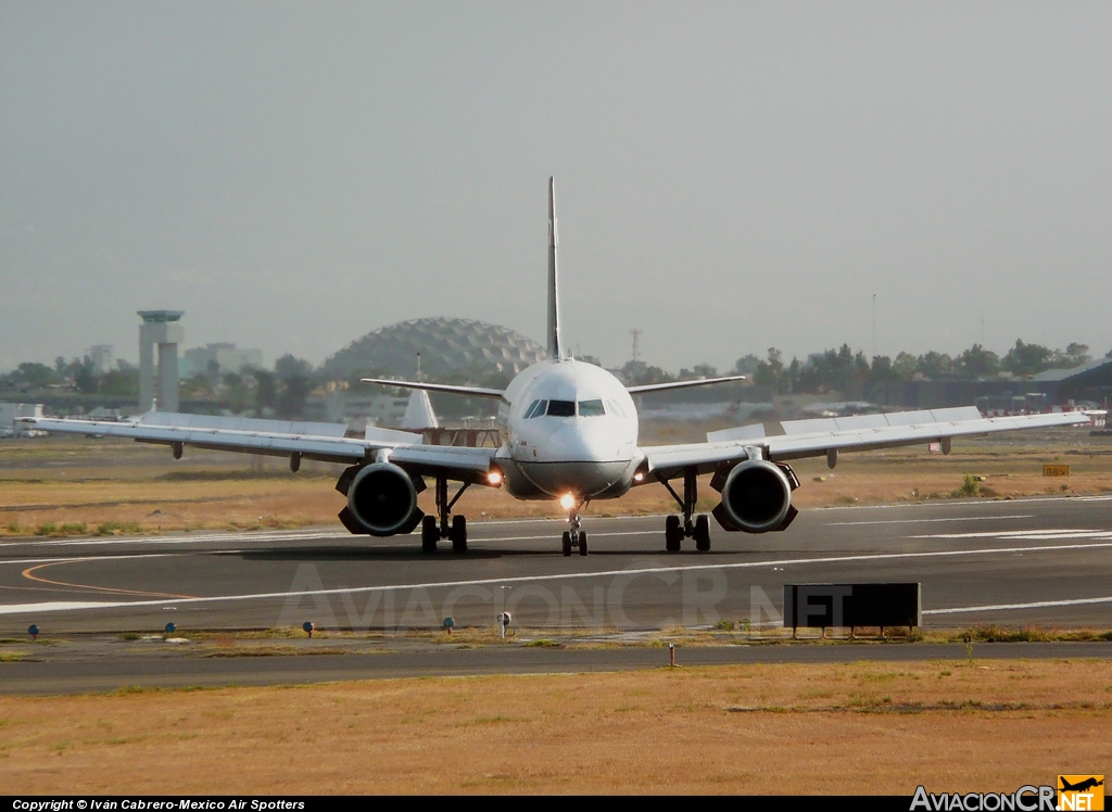 N429MX - Airbus A319-112 - Mexicana