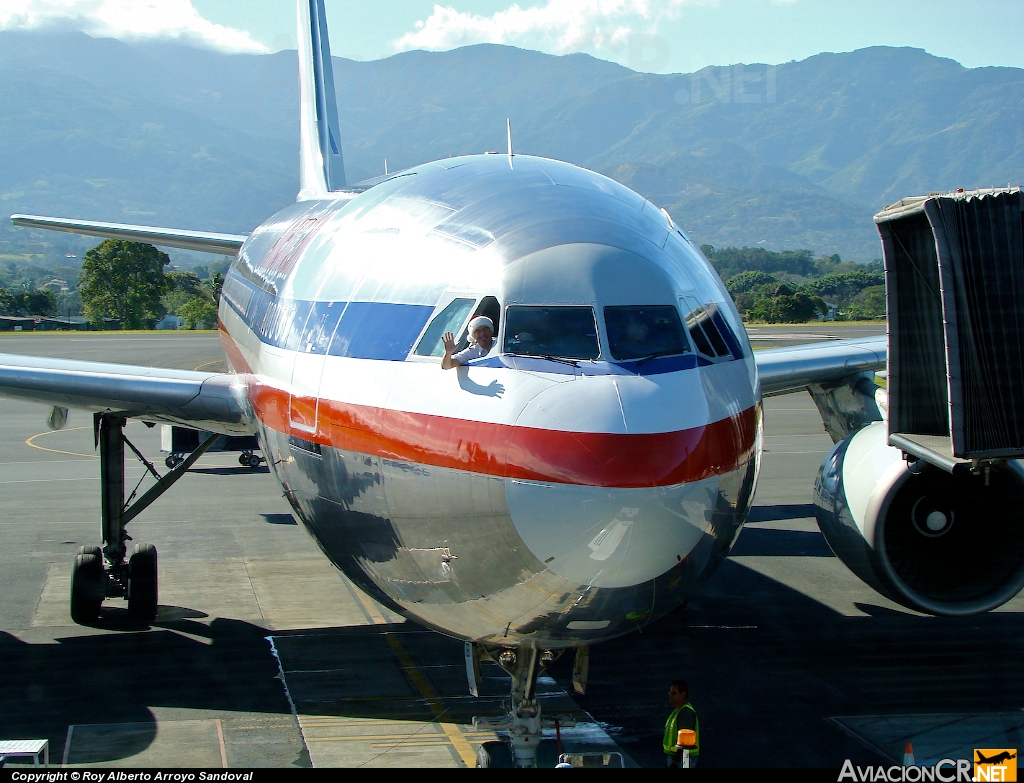 N14068 - Airbus A300B4-605R - American Airlines