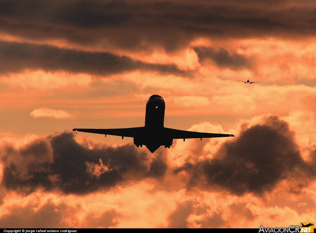 HK-4445 - Fokker 100 - Avianca Colombia