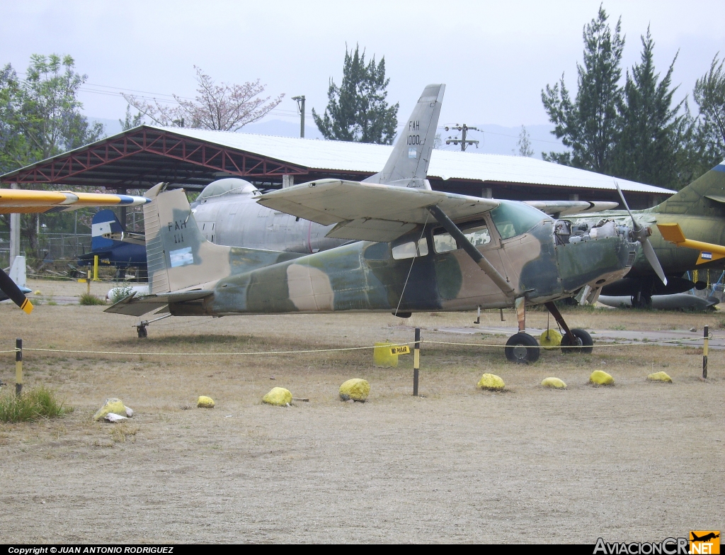 FAH-111 - Cessna U-17A skywagon - Fuerza Aerea Hondureña