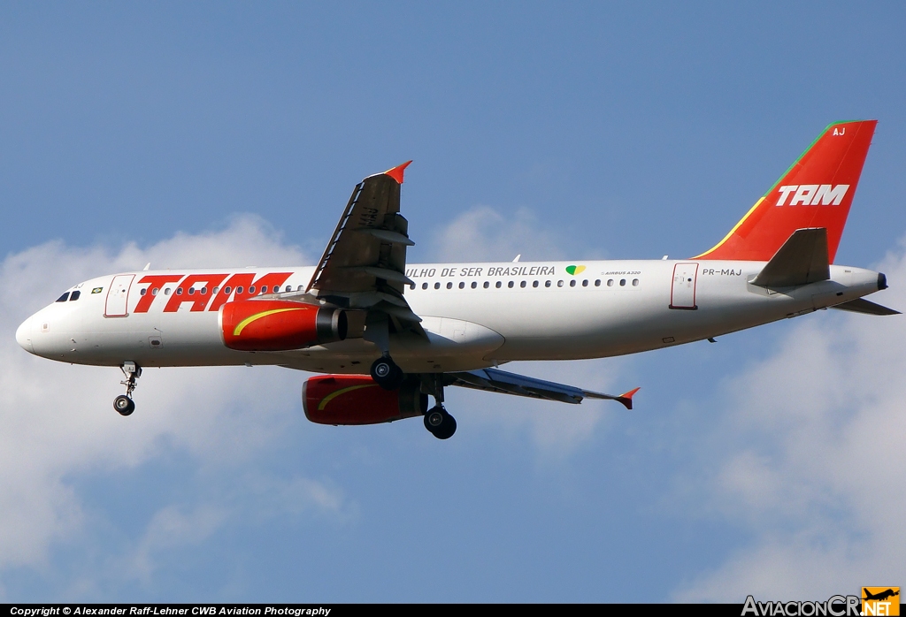 PR-MAJ - Airbus A320-232 - TAM