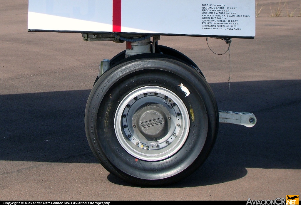 PR-RLJ - Boeing 727-214(F) - Rio Linhas Aéreas
