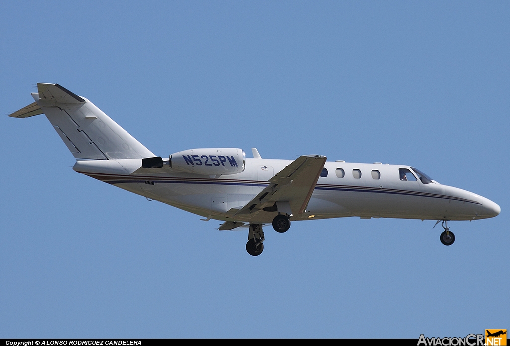N525PM - Cessna 525A CitationJet 2 - Privado