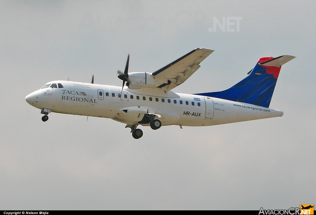 HR-AUX - ATR 42-300 - TACA Regional Airlines (Isleña Airlines)