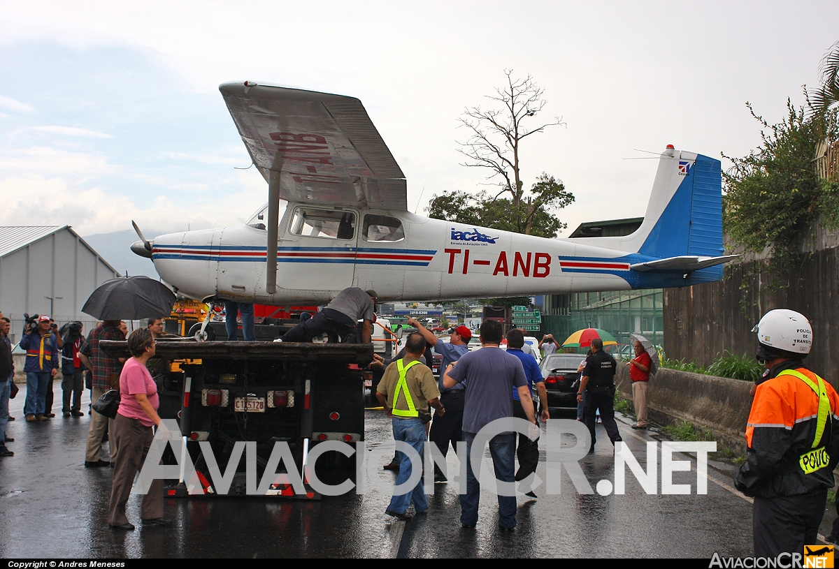 TI-ANB - Cessna 172B Skyhawk - IACA - Instituto Aeronautico Centroamericano