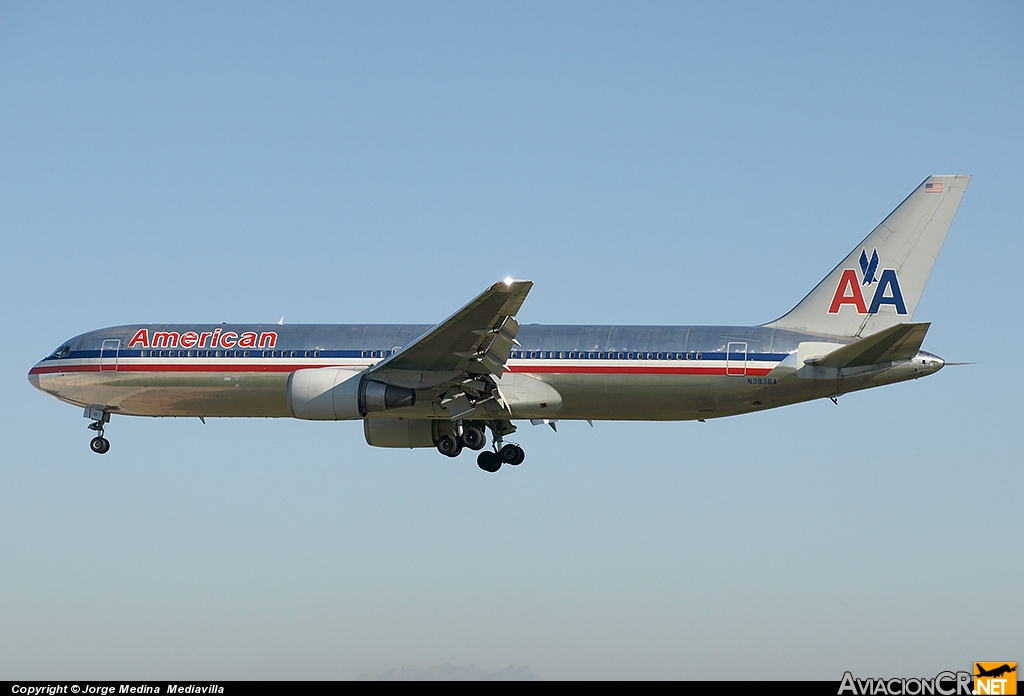 N39364 - Boeing 767-323/ER - American Airlines