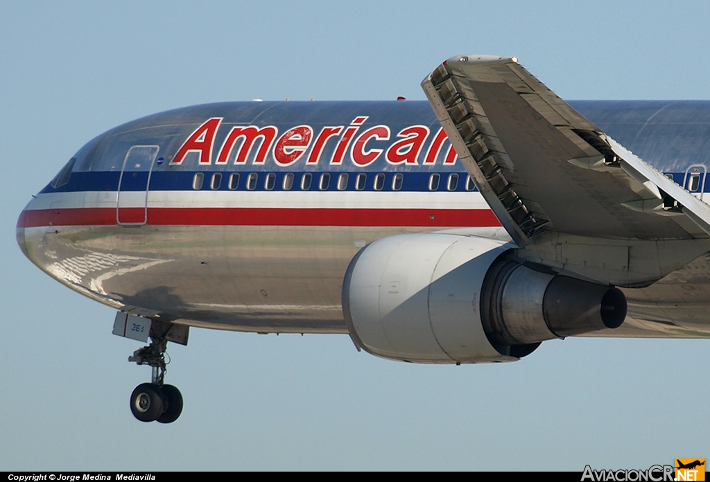 N39364 - Boeing 767-323/ER - American Airlines