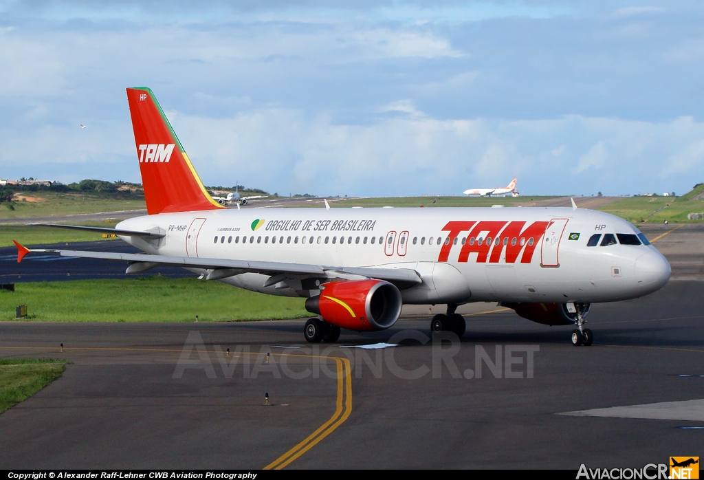 PR-MHP - Airbus A320-214 - TAM