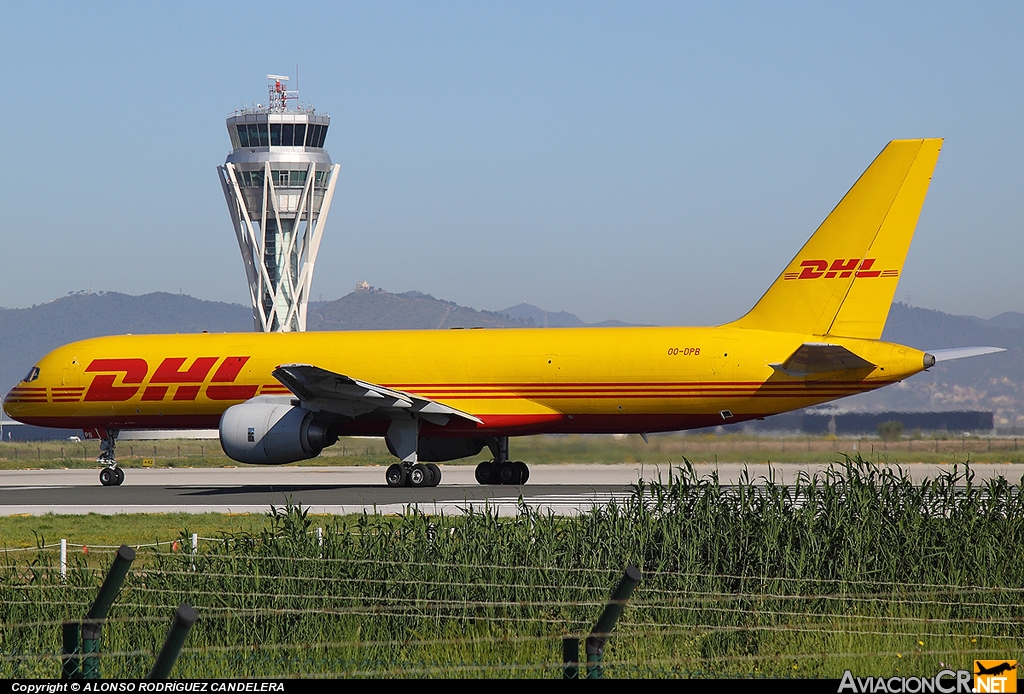 OO-DPB - Boeing 757-236/SF - DHL - Cargo