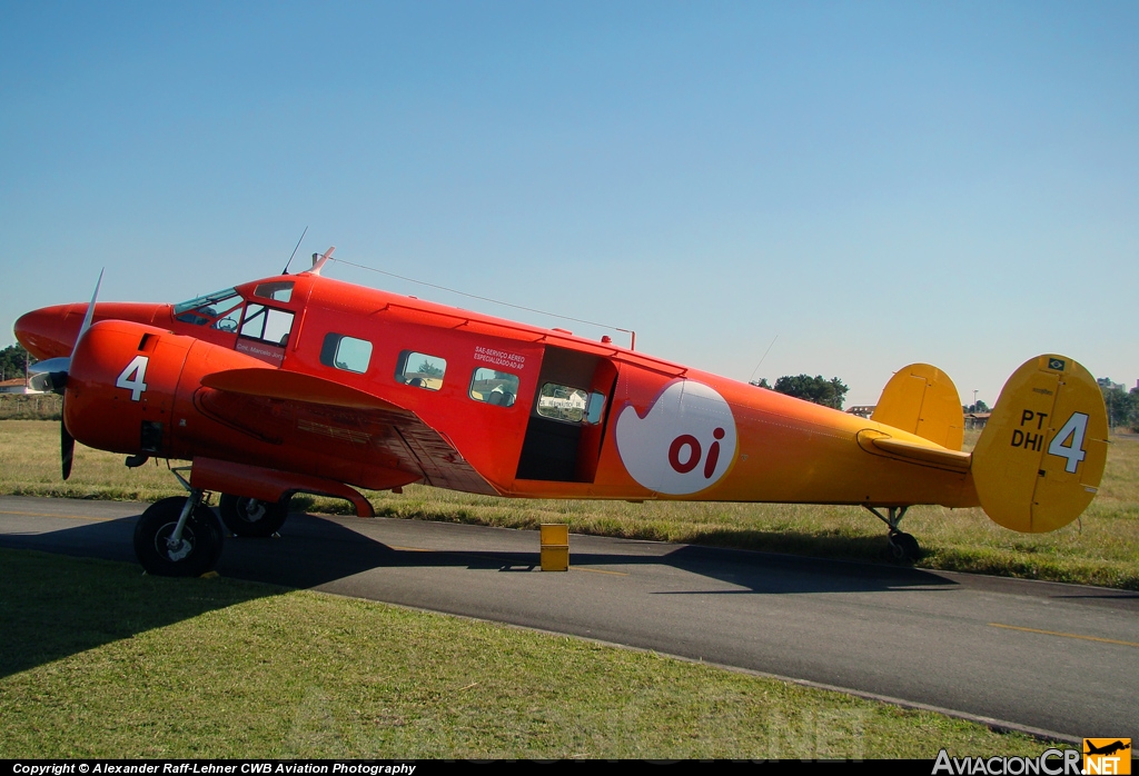 PT-DHI - Beech E18S - Esquadrilha Oi