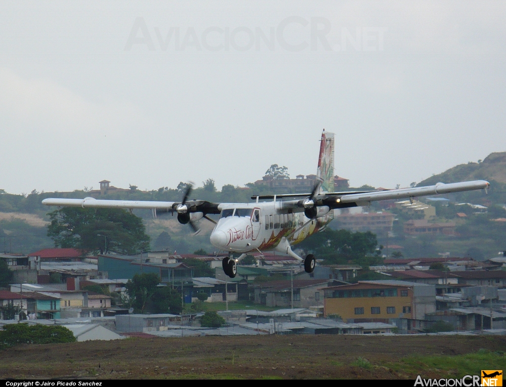 TI-AZC - De Havilland Canada DHC-6-300 Twin Otter - Nature Air