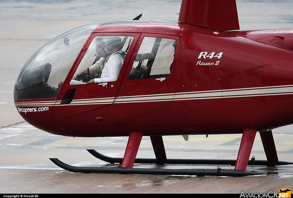 EC-KYM - Robinson R44 Raven II - Privado