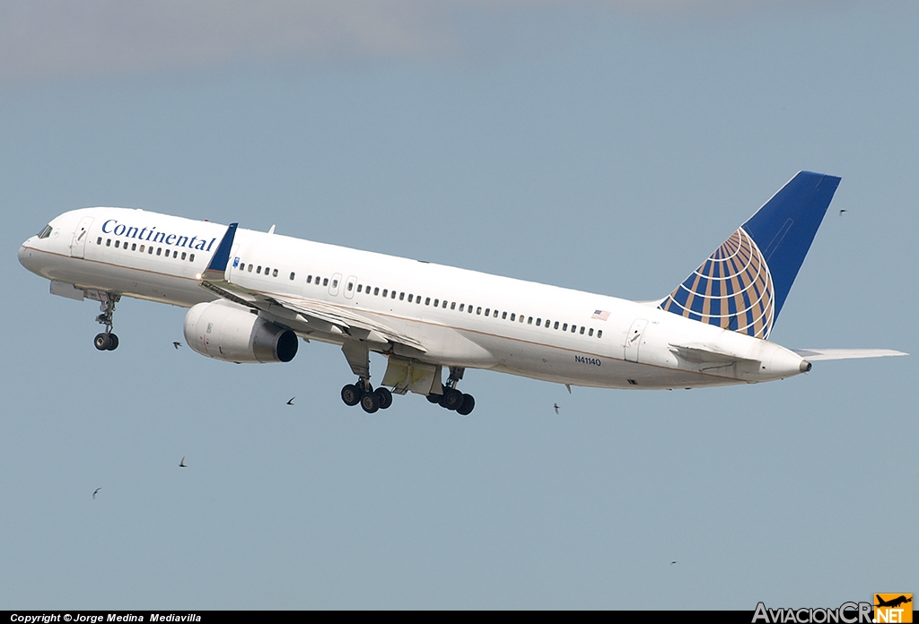 N41140 - Boeing 757-224 - Continental Airlines