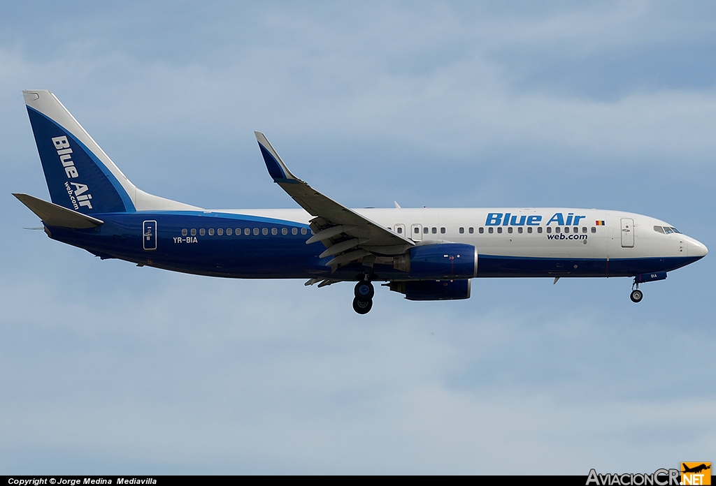 YR-BIA - Boeing 737-8AS - Blue Air