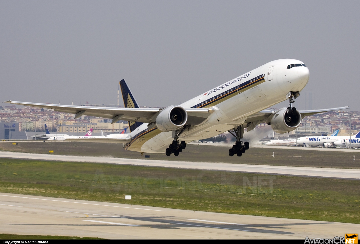 9V-SYL - Boeing 777-312 - Singapore Airlines