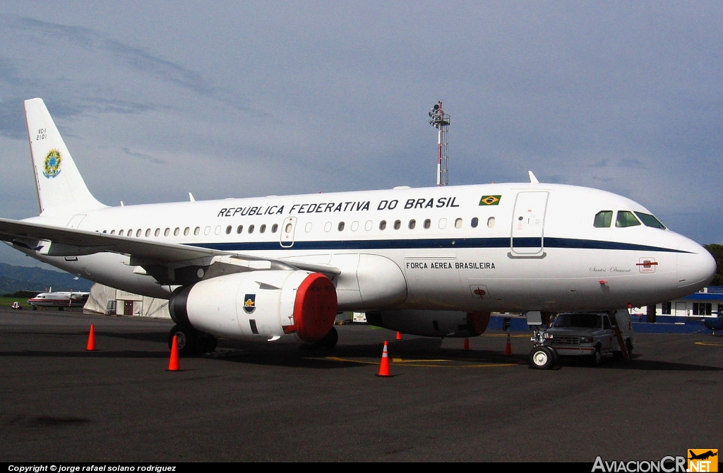 FAB2101 - Airbus A319-133X CJ - Fuerza Aérea Brasileña